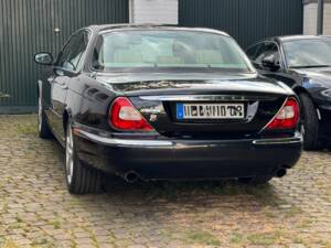 Image 4/22 of Jaguar XJR Super V8 (2005)
