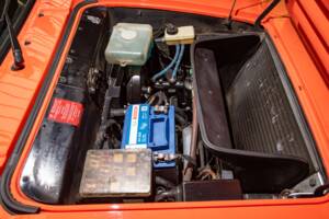 Image 17/22 of BMW M1 (1981)