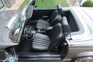 Bild 37/50 von Mercedes-Benz 280 SL (1971)