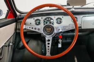 Image 9/34 of Saab 96 V4 (1967)