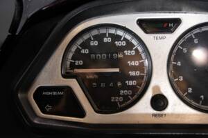 Image 34/50 of Yamaha XTZ 750 SuperTéneré (1990)