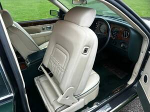 Bild 35/55 von Bentley Continental R (1992)