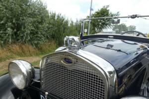 Image 11/19 of Ford Model A De Luxe (1930)