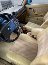 Afbeelding 10/12 van Mercedes-Benz 280 E (1982)