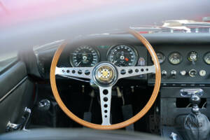 Immagine 11/50 di Jaguar Type E 3.8 (1964)