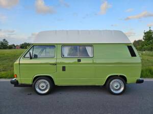 Image 4/8 of Volkswagen T3 Westfalia Joker 1.6 TD (1982)