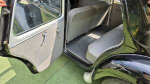 Image 22/48 of Citroën Traction Avant 11 BL (1955)