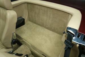 Image 18/29 de Mercedes-Benz 300 SL (1989)