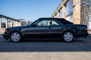 Bild 5/49 von Mercedes-Benz 300 CE-24 (1993)