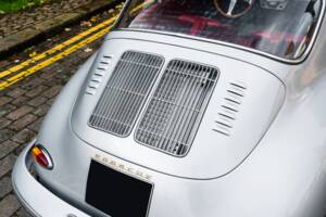 Image 23/48 of Porsche 356 C 1600 (1964)