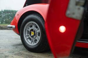 Image 22/50 of Ferrari Dino 246 GT (1971)