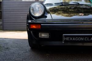 Imagen 16/60 de Porsche 911 Carrera 3.2 (WTL) (1988)