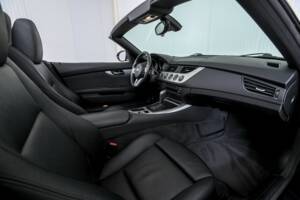 Image 12/50 of BMW Z4 sDrive23i (2010)