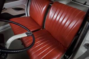 Image 19/67 of Citroën Ami 6 Break (1969)