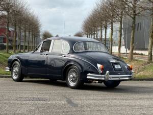 Image 19/25 of Jaguar Mk II 3.4 (1960)