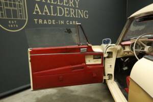 Bild 42/49 von BMW 503 (1957)