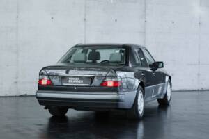 Bild 8/50 von Mercedes-Benz 500 E (1993)