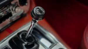 Image 14/50 of Jaguar XJ 6 4.2 (1972)