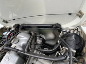 Image 66/100 of Mercedes-Benz 280 SL (1970)