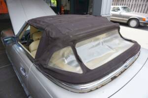 Bild 17/36 von Mercedes-Benz 560 SL (1989)