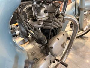 Afbeelding 3/14 van Triumph DUMMY (1959)