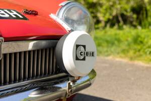 Image 10/50 of MG MGB GT (1970)