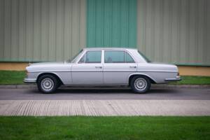 Immagine 3/34 di Mercedes-Benz 300 SEL 3.5 (1972)