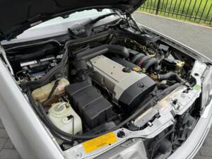 Bild 40/50 von Mercedes-Benz E 320 (1995)