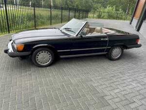 Image 5/36 de Mercedes-Benz 560 SL (1986)