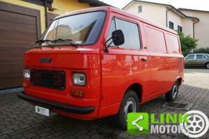 Image 3/10 of FIAT 900 T&#x2F;E Panorama (1977)