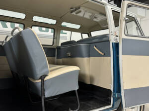 Imagen 12/19 de Volkswagen T1 Samba (1967)