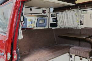 Bild 27/37 von Volkswagen T3 Westfalia Joker 1.6 TD (1985)