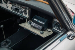 Image 27/36 of Mercedes-Benz 230 SL (1965)