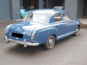 Immagine 6/20 di Mercedes-Benz 190 (1957)