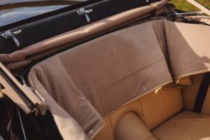 Image 61/99 of Aston Martin DB 6 Volante (1968)