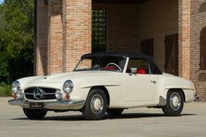 Afbeelding 2/50 van Mercedes-Benz 190 SL (1959)