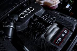 Afbeelding 33/33 van Audi S6 Avant (2000)