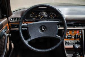 Imagen 25/50 de Mercedes-Benz 280 SE (1985)