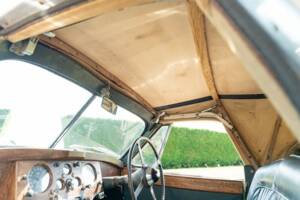 Image 46/50 of Jaguar XK 120 DHC (1954)