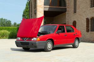 Afbeelding 38/45 van Alfa Romeo 33 - 1.3 (1991)