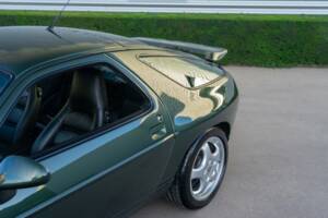Afbeelding 3/46 van Porsche 928 GTS (1993)