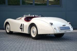 Image 2/50 of Jaguar XK 120 OTS (1950)