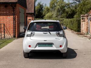 Bild 25/50 von Aston Martin Cygnet (2011)