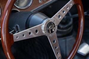 Image 65/83 of Alfa Romeo Giulia GT 1300 Junior (1968)