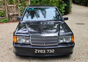Imagen 2/69 de Mercedes-Benz 190 E 2.3-16 (1985)