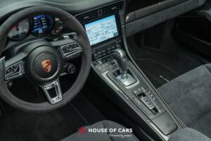 Bild 20/25 von Porsche 911 Carrera GTS (2017)