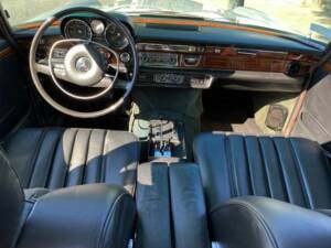 Afbeelding 3/50 van Mercedes-Benz 300 SEL 6.3 (1971)