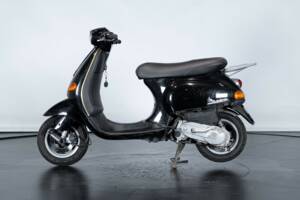 Image 1/22 of Piaggio Vespa ET2 50 (1997)