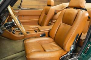 Image 2/19 of Jensen Interceptor MK III (1974)