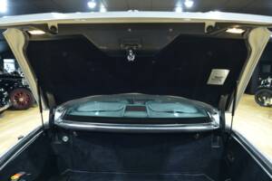 Image 44/50 of Bentley Continental R (1992)